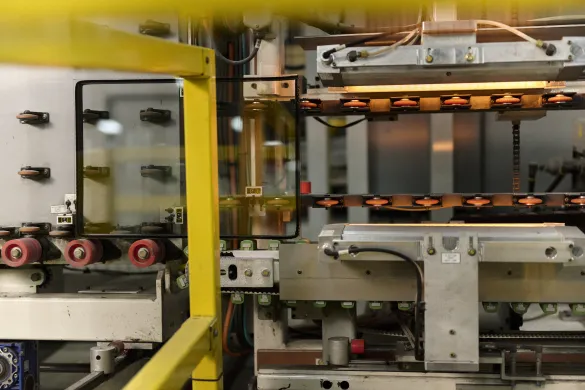 windows being manufactured 